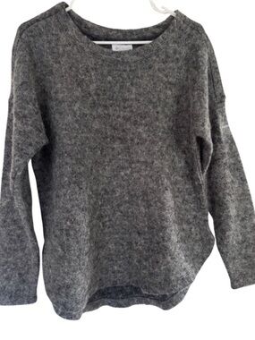 Columbia Crewneck Sweater - Gray NEW without tags